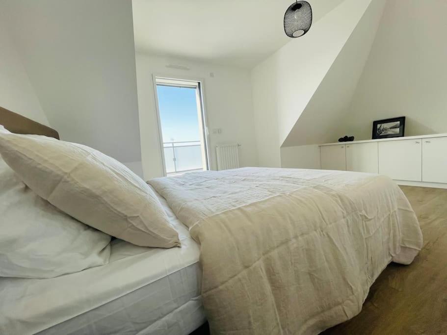 Appartement Lumineux Et Spacieux, Terrasse Et Parking Prive Concarneau Exterior foto